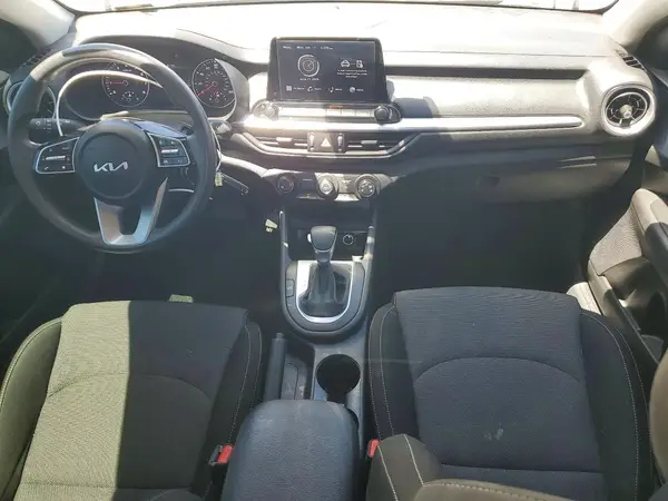3KPF24ADXPE574006 2023 KIA FORTE - Image 8