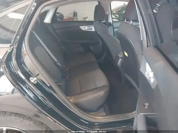 3KPF24ADXPE576158 2023 KIA FORTE - Image 8