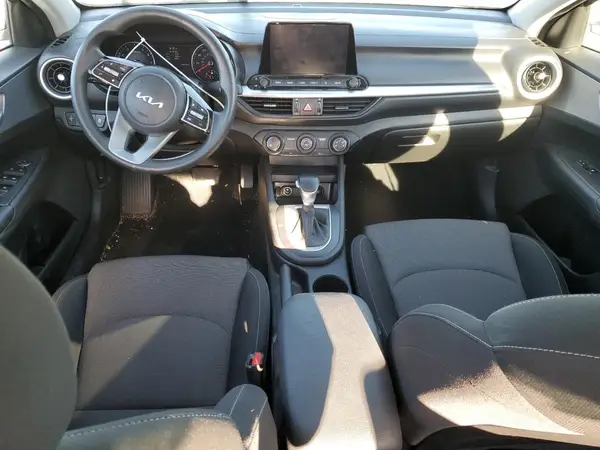 3KPF24ADXPE577178 2023 KIA FORTE - Image 8