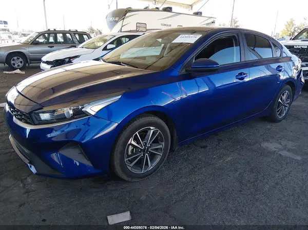 3KPF24ADXPE578864 2023 KIA FORTE - Image 2