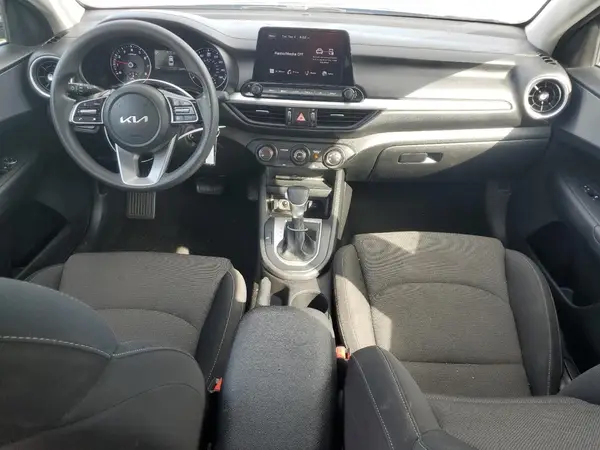 3KPF24ADXPE579836 2023 KIA FORTE - Image 8