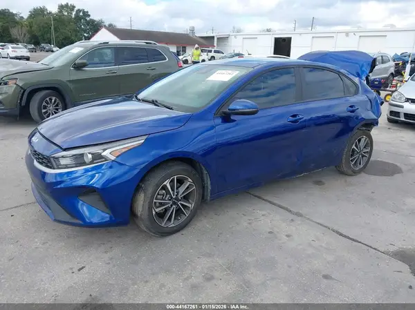 3KPF24ADXPE580761 2023 KIA FORTE - Image 2