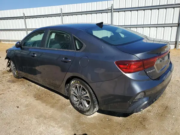 3KPF24ADXPE584535 2023 KIA FORTE - Image 2