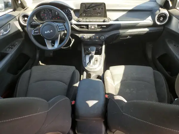 3KPF24ADXPE584535 2023 KIA FORTE - Image 8