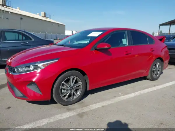 3KPF24ADXPE585183 2023 KIA FORTE - Image 2