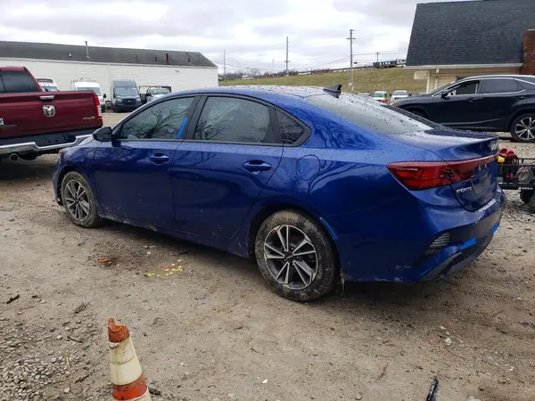 3KPF24ADXPE586107 2023 KIA FORTE - Image 2