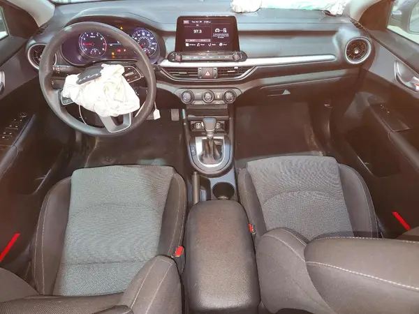 3KPF24ADXPE586527 2023 KIA FORTE - Image 8