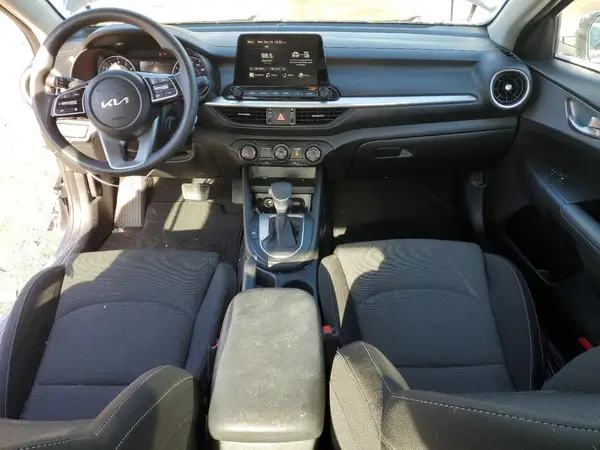 3KPF24ADXPE591727 2023 KIA FORTE - Image 8
