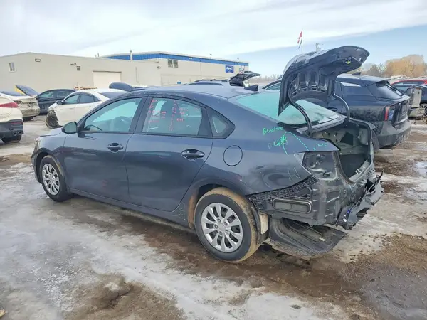 3KPF24ADXPE594496 2023 KIA FORTE - Image 2