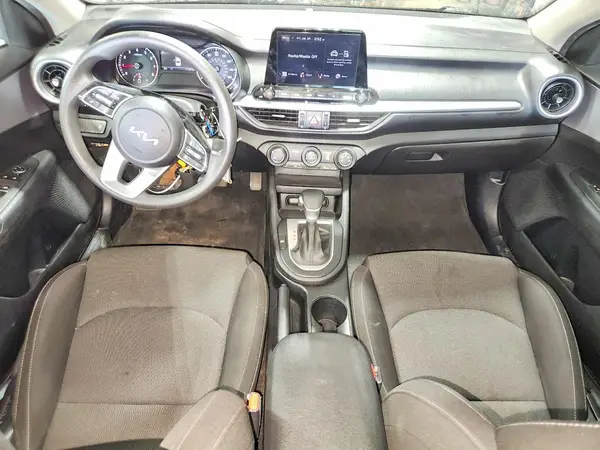 3KPF24ADXPE596930 2023 KIA FORTE - Image 8