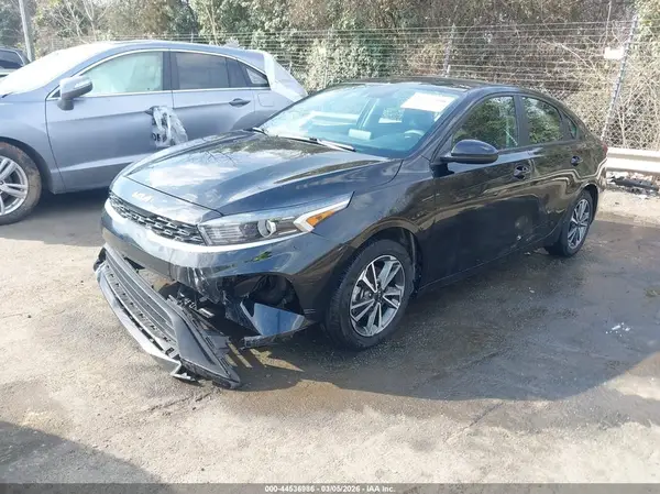 3KPF24ADXPE597835 2023 KIA FORTE - Image 2