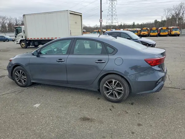 3KPF24ADXPE600667 2023 KIA FORTE - Image 2