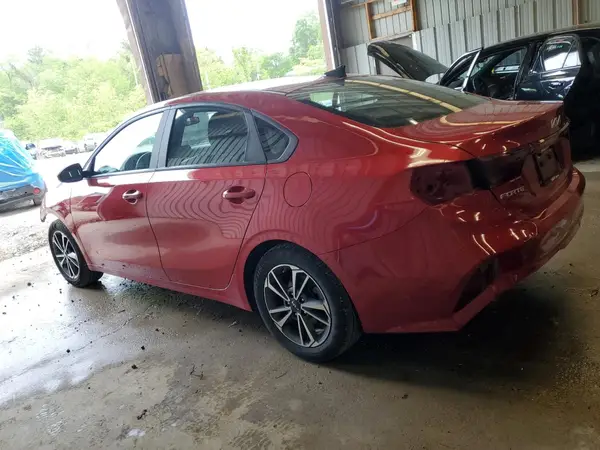 3KPF24ADXPE600927 2023 KIA FORTE - Image 2