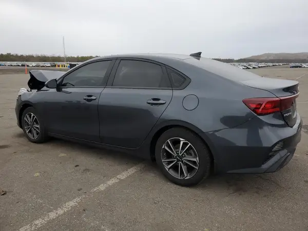 3KPF24ADXPE601270 2023 KIA FORTE - Image 2