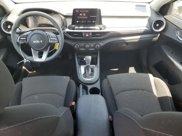 3KPF24ADXPE609630 2023 KIA FORTE - Image 8