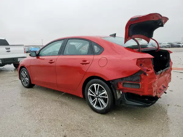 3KPF24ADXPE611703 2023 KIA FORTE - Image 2