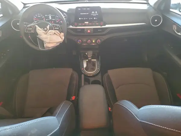 3KPF24ADXPE620112 2023 KIA FORTE - Image 8