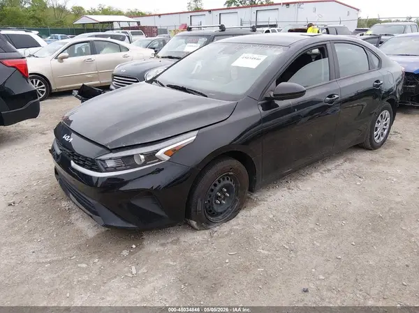 3KPF24ADXPE621535 2023 KIA FORTE - Image 2