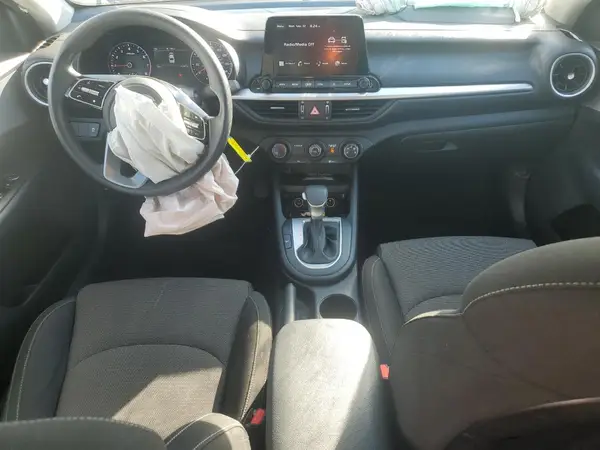 3KPF24ADXPE622099 2023 KIA FORTE - Image 8