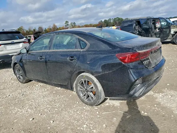 3KPF24ADXPE622524 2023 KIA FORTE - Image 2