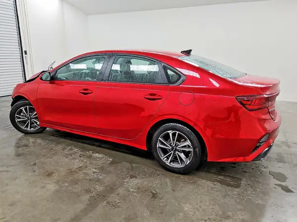 3KPF24ADXPE624693 2023 KIA FORTE - Image 2
