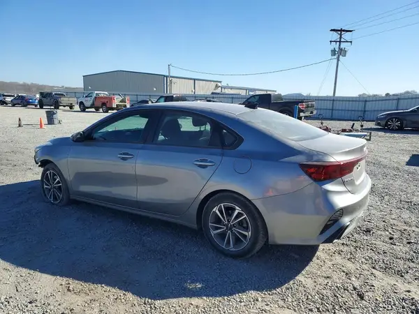 3KPF24ADXPE625424 2023 KIA FORTE - Image 2