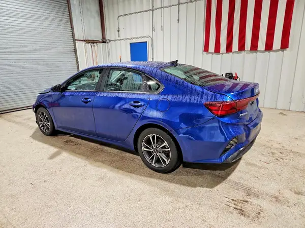 3KPF24ADXPE626167 2023 KIA FORTE - Image 2