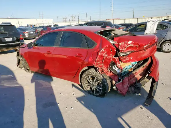 3KPF24ADXPE627934 2023 KIA FORTE - Image 2