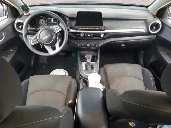 3KPF24ADXPE629876 2023 KIA FORTE - Image 8