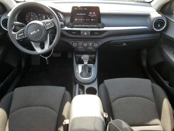 3KPF24ADXPE630218 2023 KIA FORTE - Image 8