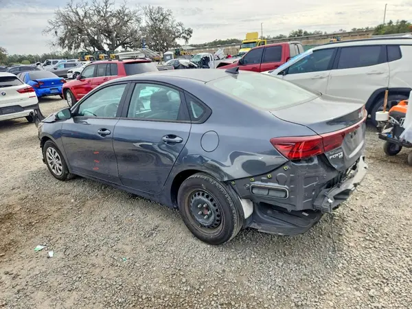 3KPF24ADXPE633068 2023 KIA FORTE - Image 2