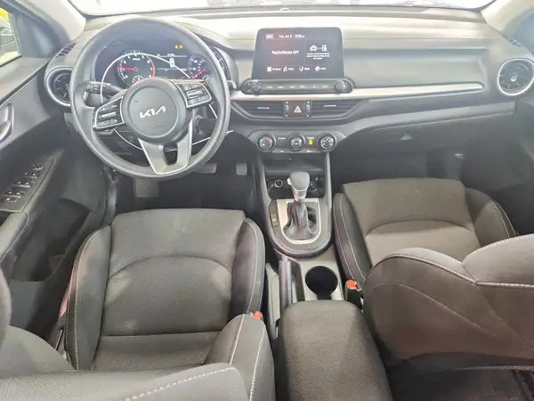 3KPF24ADXPE633281 2023 KIA FORTE - Image 8