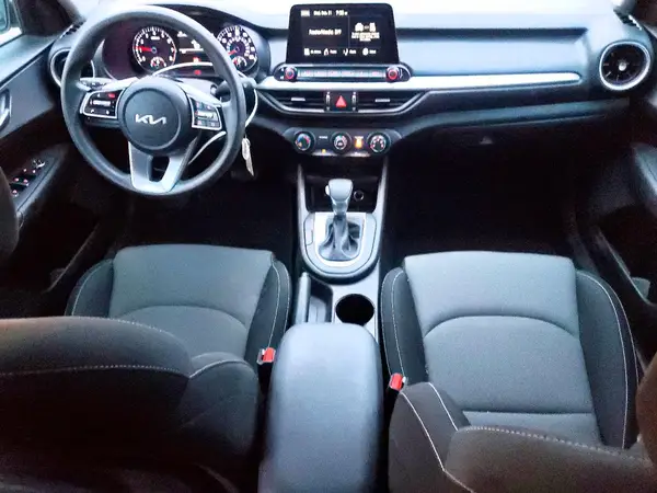3KPF24ADXPE637024 2023 KIA FORTE - Image 8