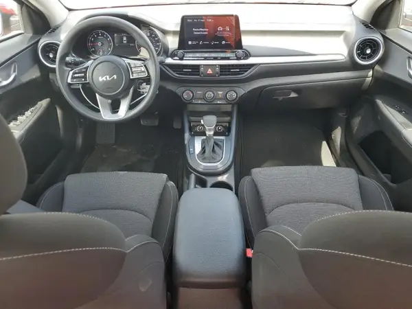 3KPF24ADXPE639002 2023 KIA FORTE - Image 8