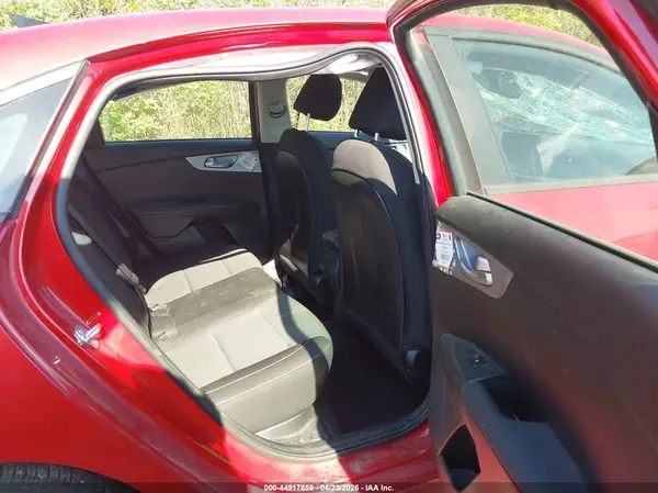 3KPF24ADXPE639727 2023 KIA FORTE - Image 8