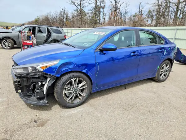 3KPF24ADXPE641221 2023 KIA FORTE - Image 1