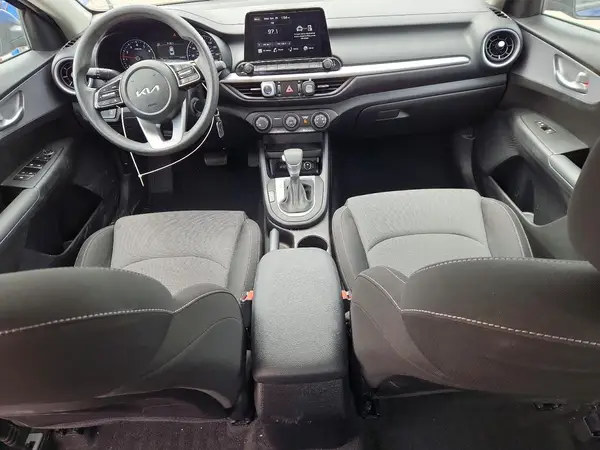 3KPF24ADXPE641221 2023 KIA FORTE - Image 8