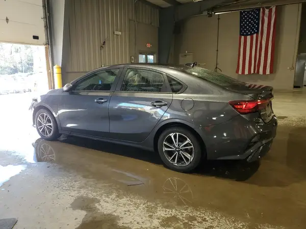 3KPF24ADXPE641932 2023 KIA FORTE - Image 2