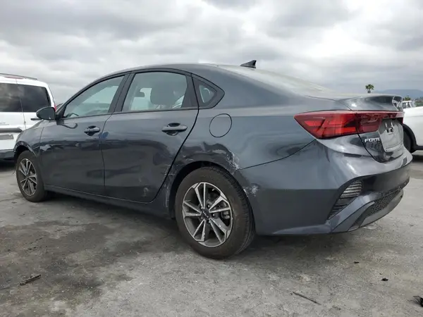 3KPF24ADXPE642644 2023 KIA FORTE - Image 2