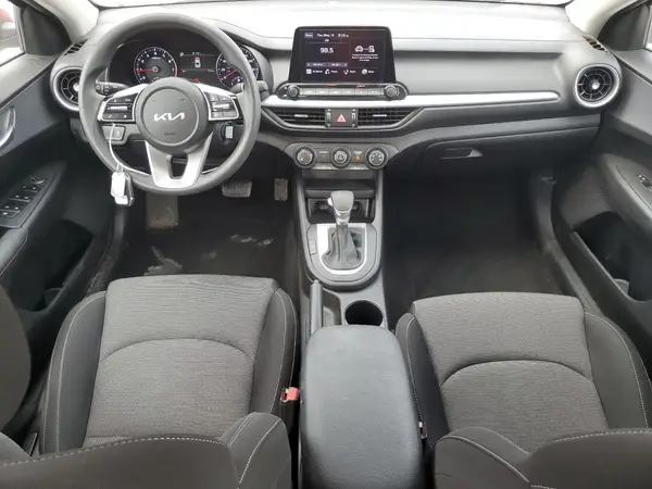 3KPF24ADXPE645236 2023 KIA FORTE - Image 8