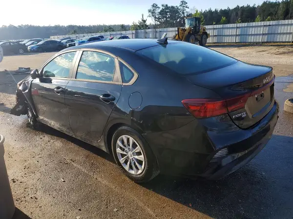 3KPF24ADXPE645642 2023 KIA FORTE - Image 2