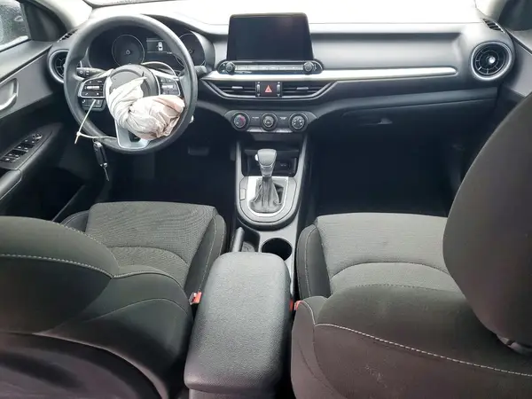 3KPF24ADXPE647469 2023 KIA FORTE - Image 8
