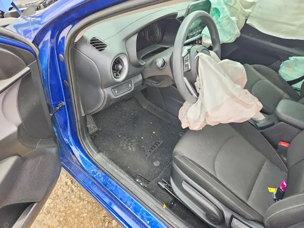 3KPF24ADXPE647987 2023 KIA FORTE - Image 8