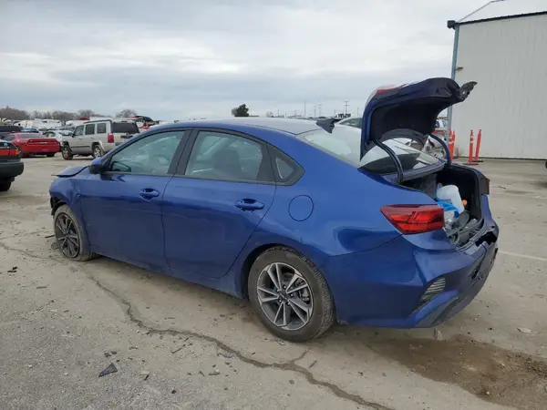 3KPF24ADXPE648069 2023 KIA FORTE - Image 2