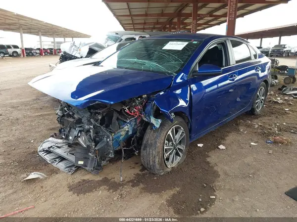 3KPF24ADXPE648170 2023 KIA FORTE - Image 2