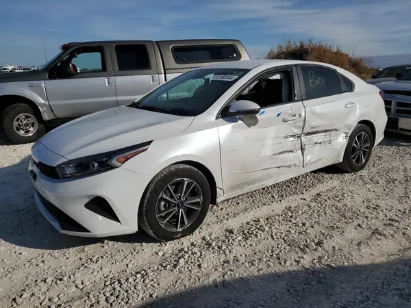3KPF24ADXPE650999 2023 KIA FORTE - Image 1