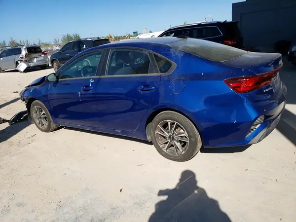3KPF24ADXPE651294 2023 KIA FORTE - Image 2