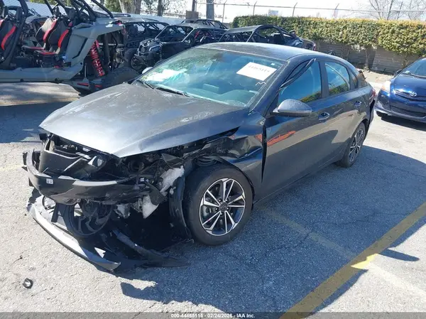 3KPF24ADXPE651926 2023 KIA FORTE - Image 2
