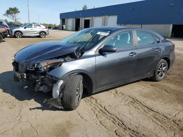 3KPF24ADXPE652252 2023 KIA FORTE - Image 1