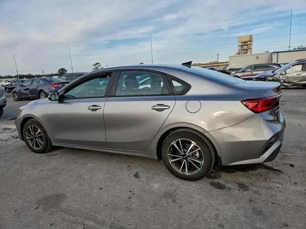 3KPF24ADXPE653644 2023 KIA FORTE - Image 2